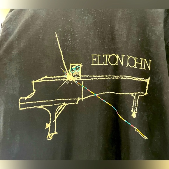 ***Rare Vintage Elton John Tour Shirt with Playbill from Show - Picture 3 of 4